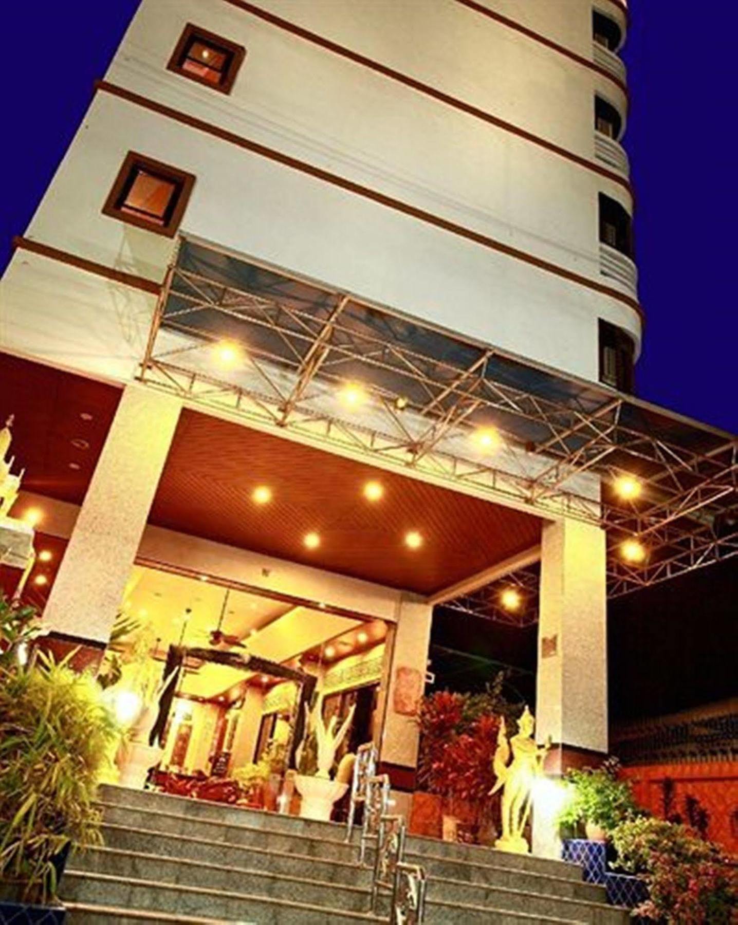 Hua Hin Loft Hotel Exterior photo